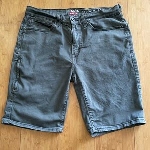 Denizen Levi’s 231 Athletic Fit Cargo Shorts